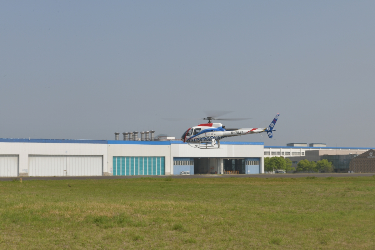 2022年4月3日，，AC311为清明护航。。。罗佳拍摄（公开） (44)